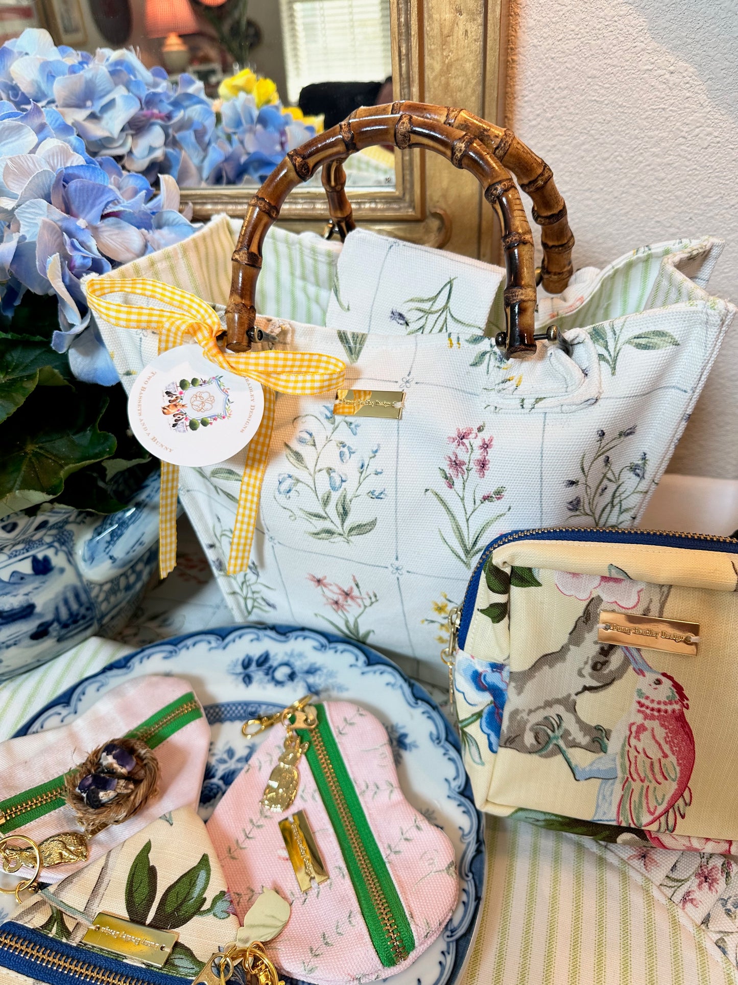 Betty Bucket Bag
